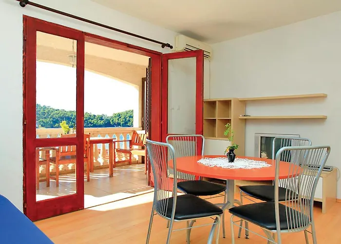 Brna Bb Iv Smokvica (Korcula)